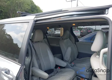 2011 Toyota Sienna Xle from USA, damaged, VIN 5TDDK3DC9BS022399